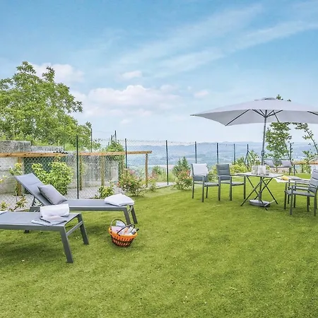 Compasso Apartman
